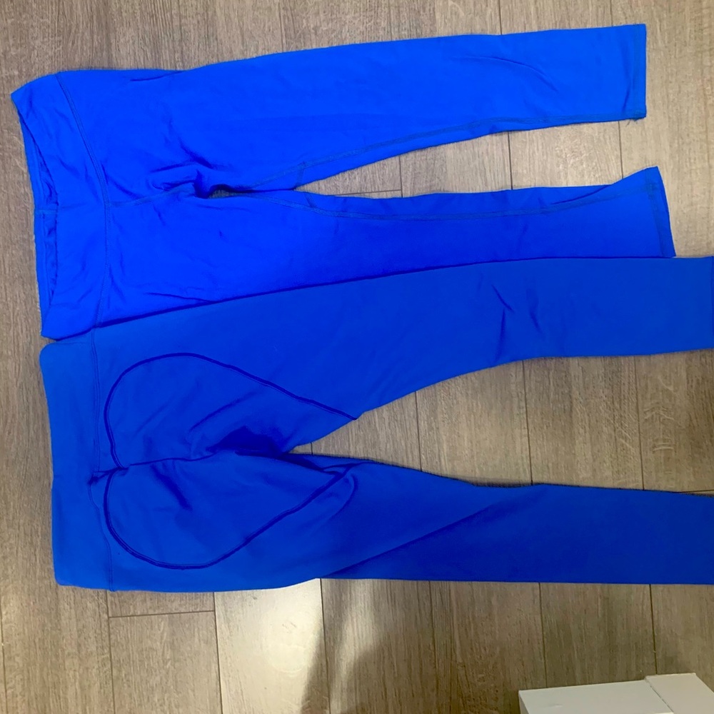 Bundle of 2 workout leggings